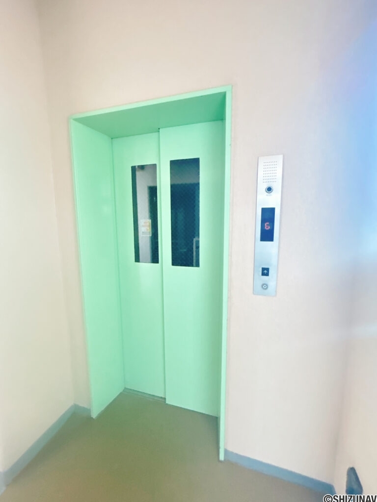 【エレベーター】