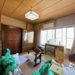 【リフォーム前／北東洋室】北東の個室は和室から洋室に仕様変更いたします。フローリング張り、クロス貼り、建具交換、照明交換を行います。