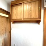 洗面台背面にも収納付き！