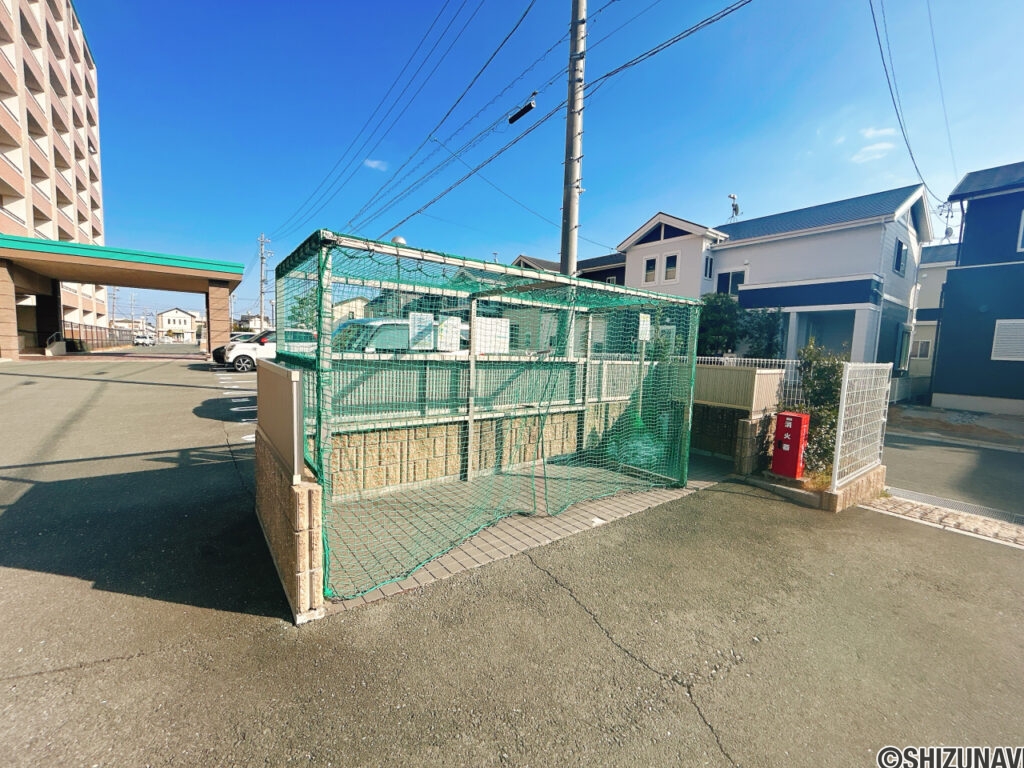 【ゴミ捨て場】