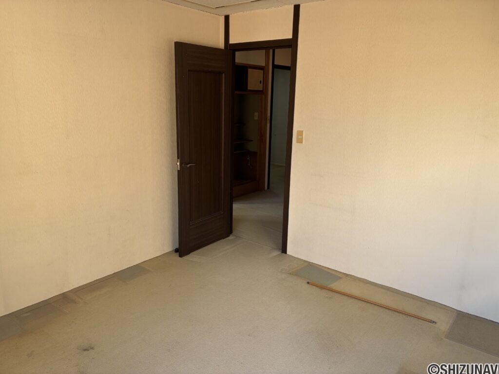 2階 洋室2-②