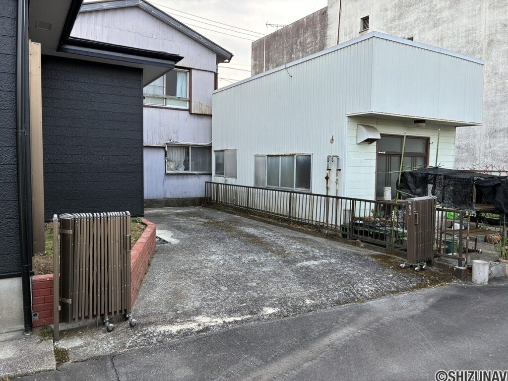 富士宮市東町　中古住宅　外観