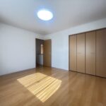 南東角洋室になります。