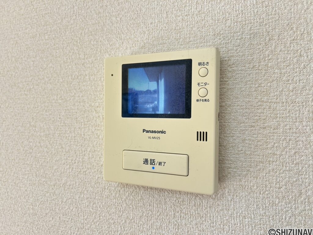 モニター付きインターホンになります。