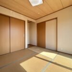 和室になります。南西角部屋になりますので日当たり良好です。