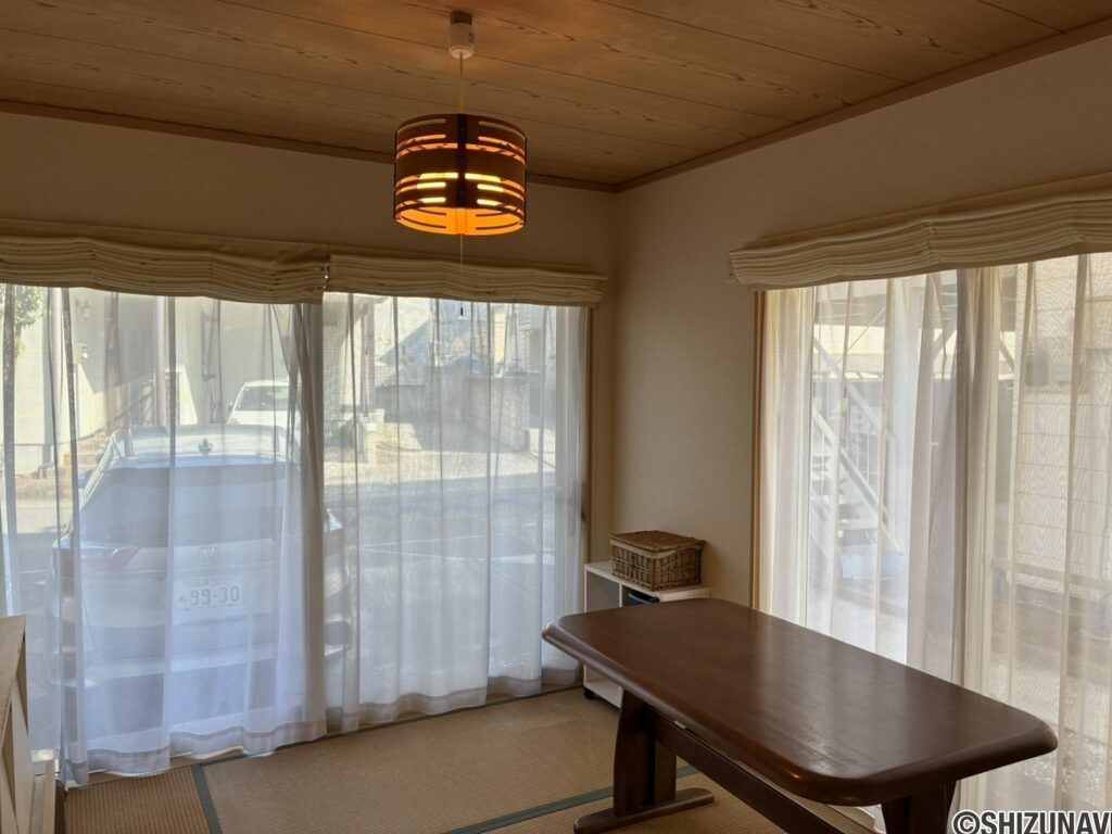 函南町大土肥　中古　内観