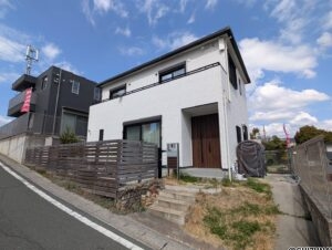 浜松市中央区和合町　中古住宅の物件画像