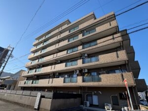 モンレーブ北草薙　102号室　専用庭付きの物件画像