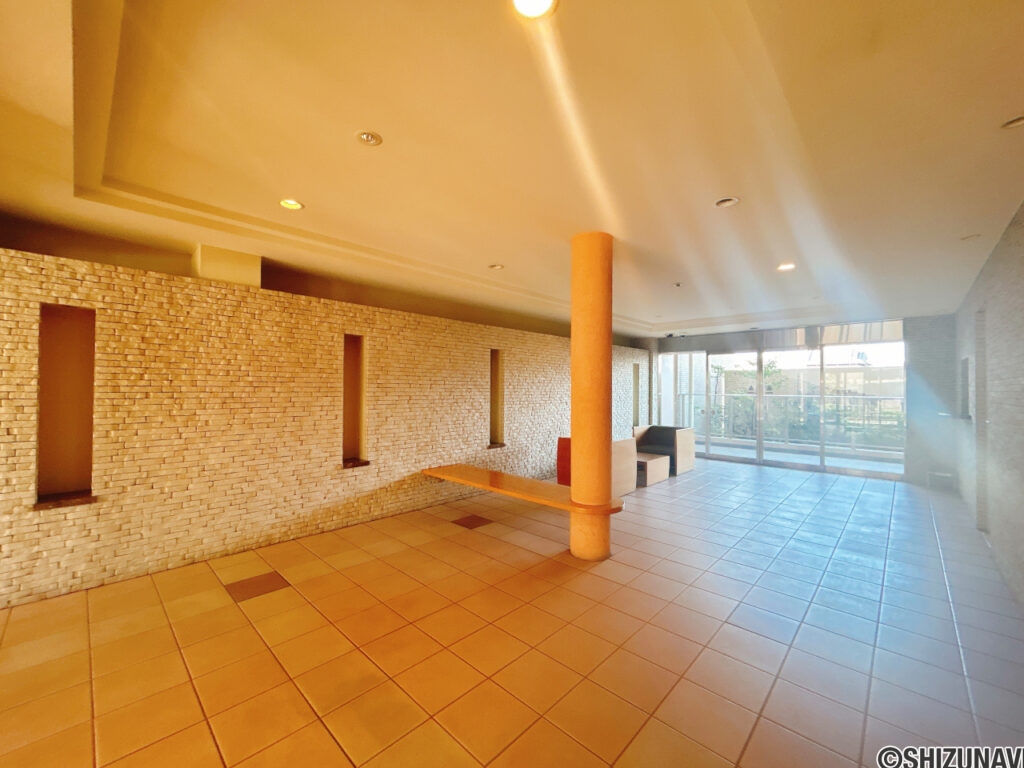 【ロビー】