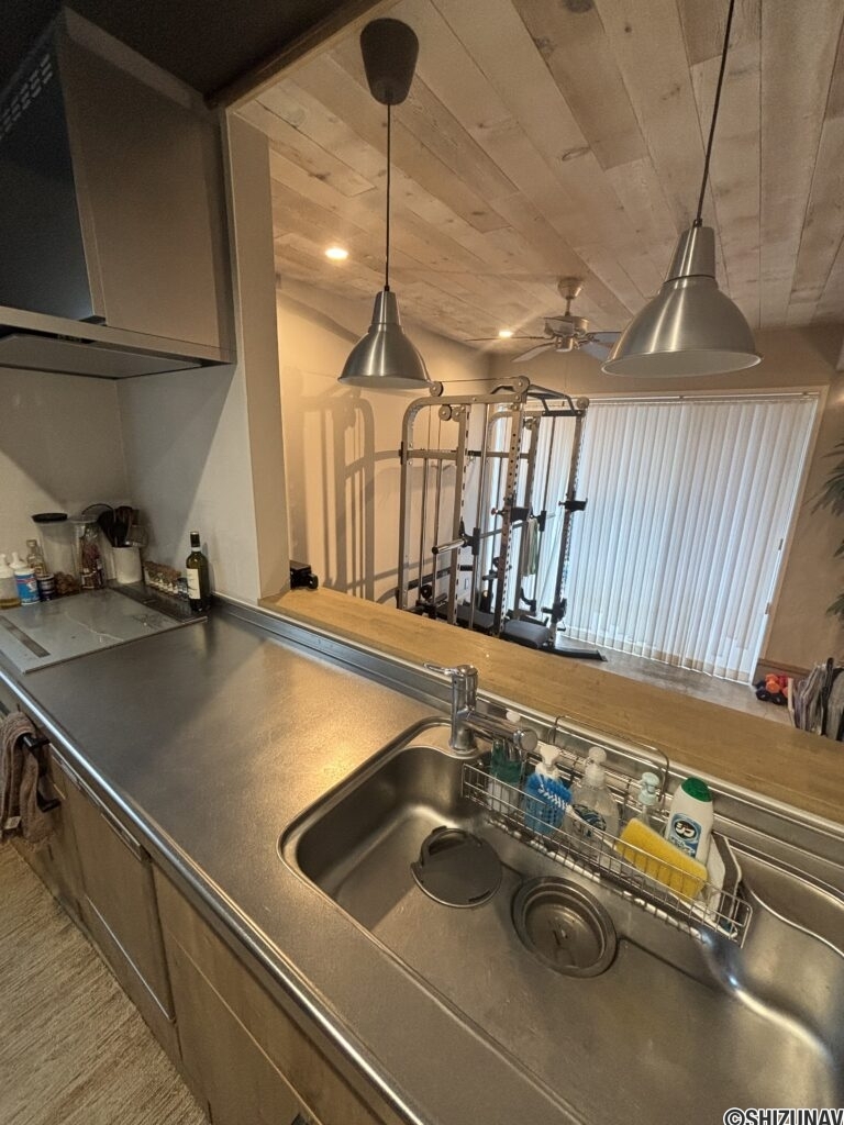 1階 キッチン②