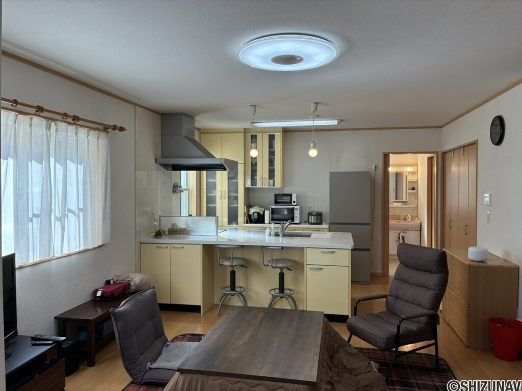 函南町大土肥　中古　内観