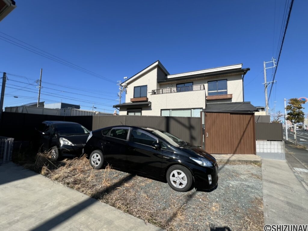 【駐車スペース】