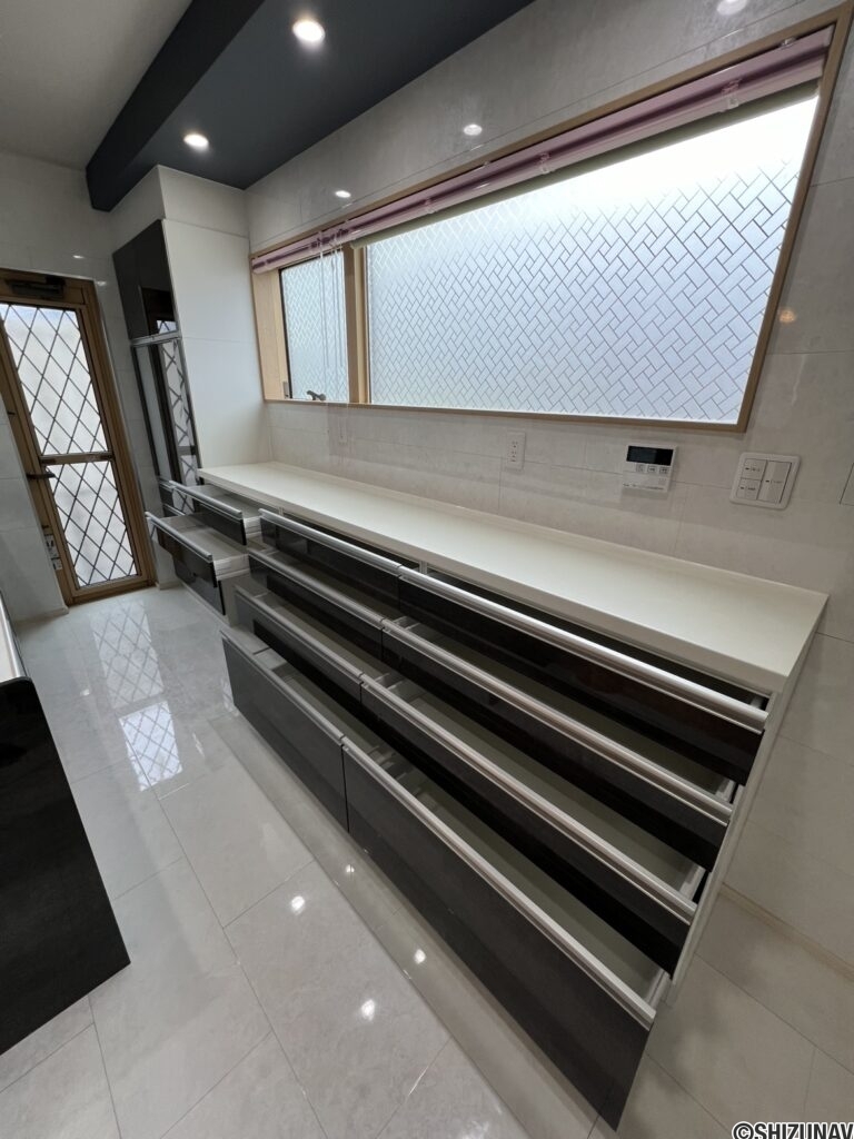 【キッチン】カップボード