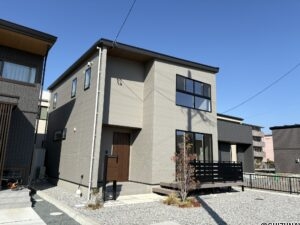 焼津市小土　未入居住宅（2024年12月築）