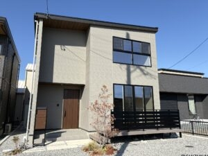 焼津市小土　未入居住宅（2024年12月築）