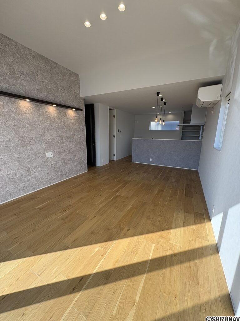 焼津市小土　未入居住宅（2024年12月築）