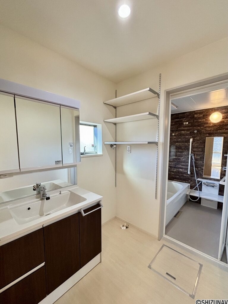 三島市谷田　中古戸建の画像