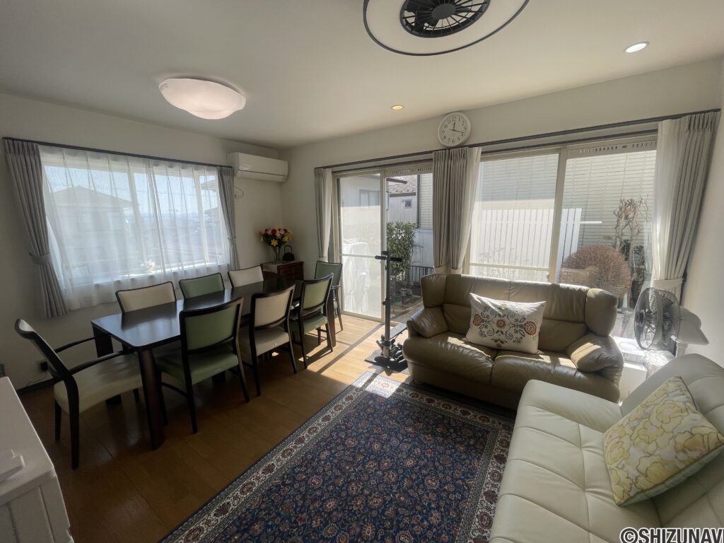 １階リビングダイニング