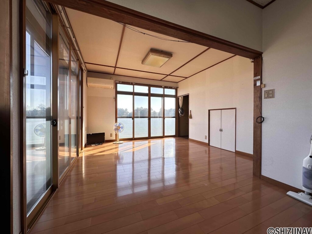 富士宮市星山　戸建て　室内