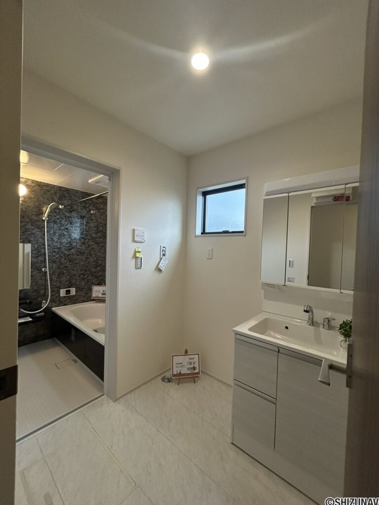 1階 洗面所の写真です。