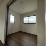 1階 洋室(3.8帖)の写真です。