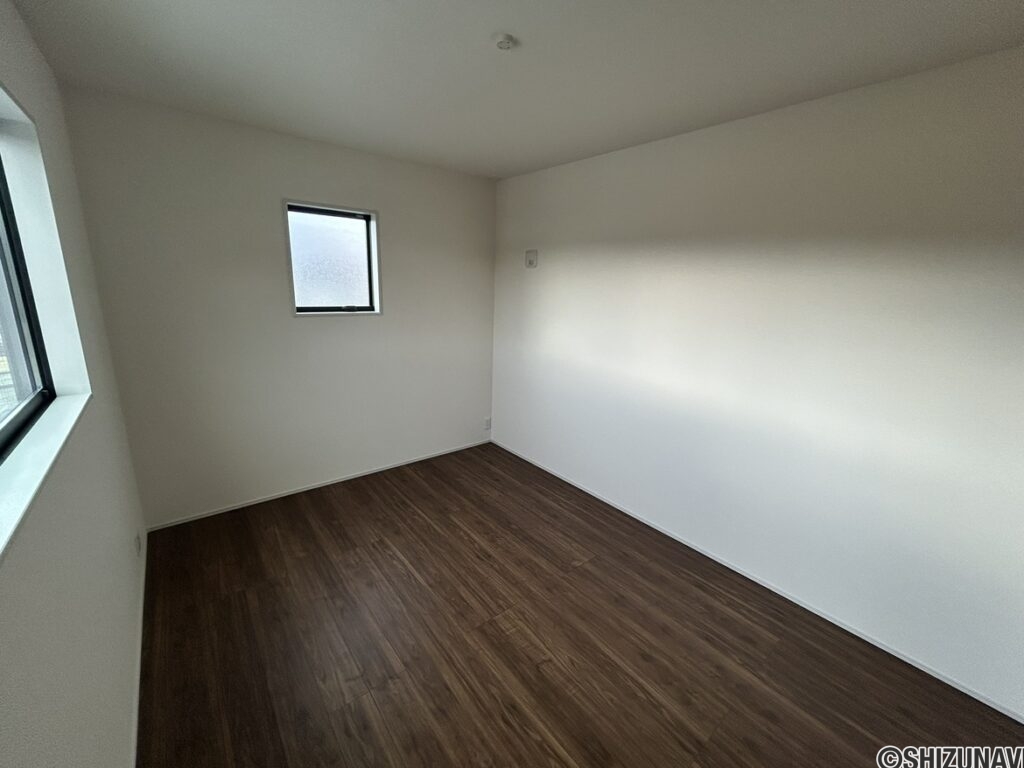 2階 洋室(6.0帖)の写真です。