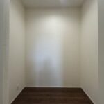 2階 廊下にある収納の写真です。