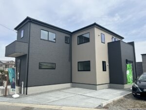 物件南側からの写真です。