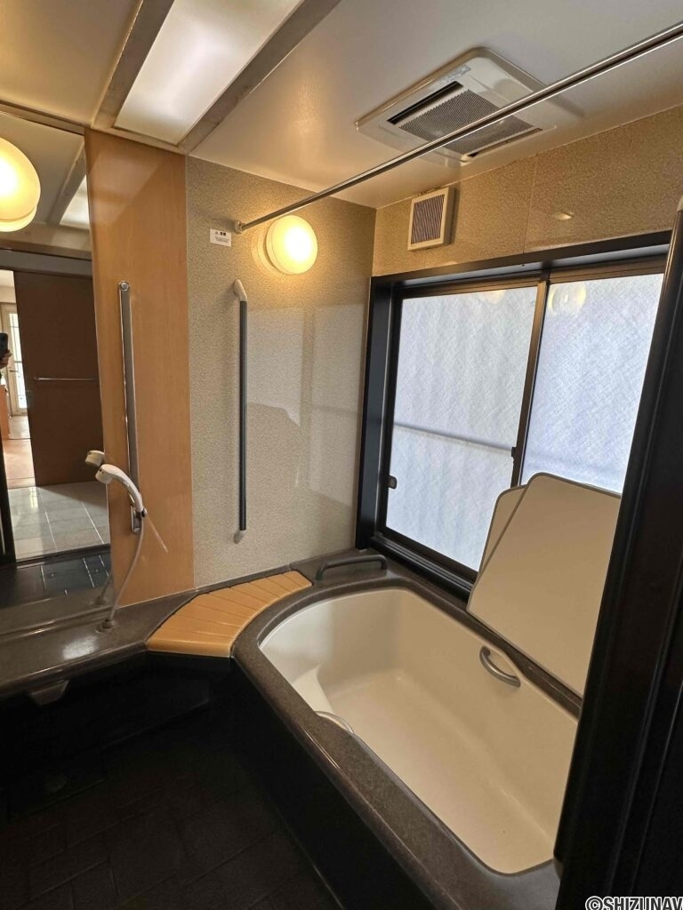 浴室も広々としています。