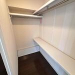 洋室7.5帖には収納力のあるWICがございます。