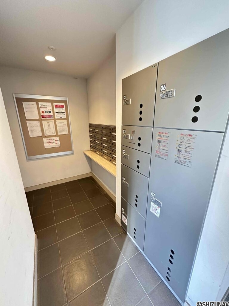 宅配BOXもございます。