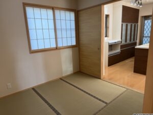 １階に畳スペースがあります　ゴロンとできます