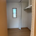 ウォークインクローゼットは４．３帖と広々便利です
