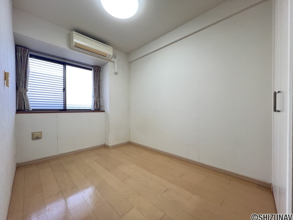 【ル・シェモア中原】　3階　4LDK　の画像