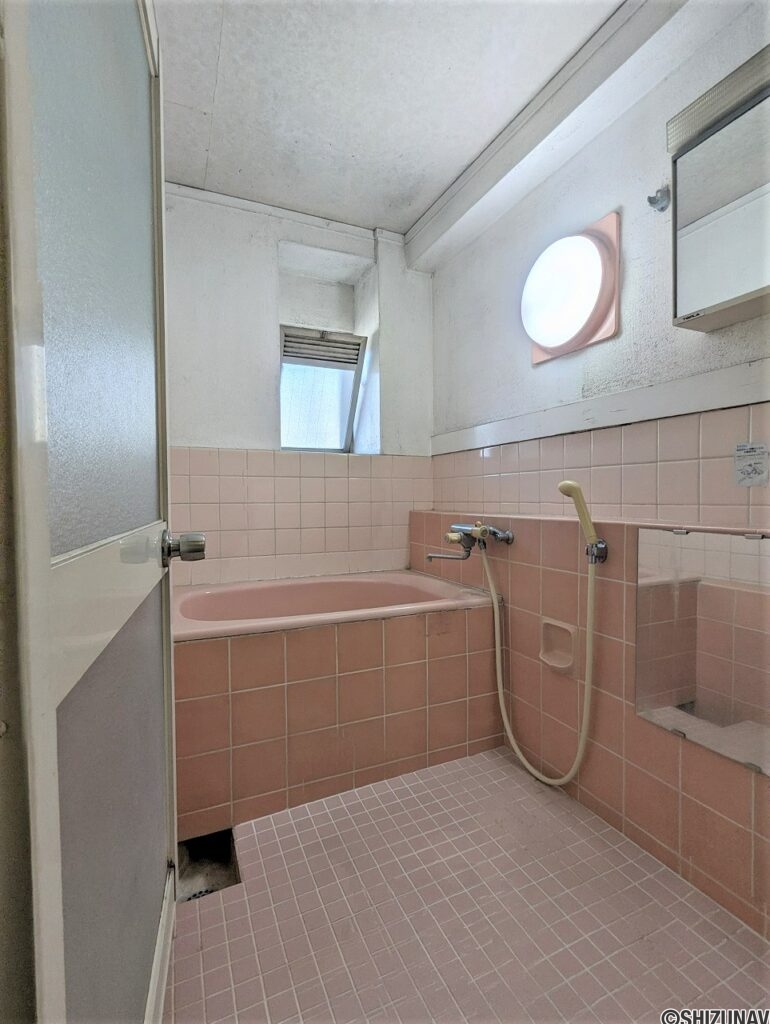 春日マンションA棟　室内