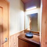 【母屋洗面台】