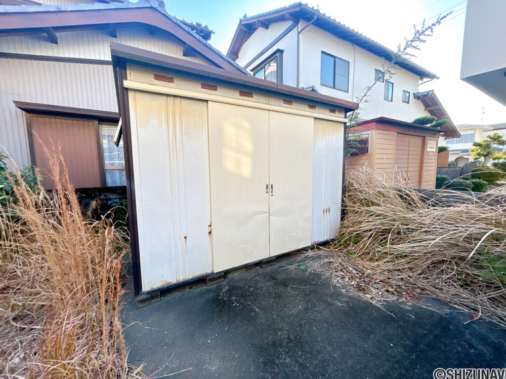 【ストッカー】