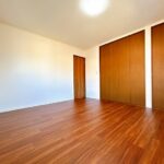 2階北西側洋室　別角度です。