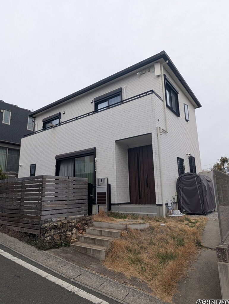 浜松市中央区和合町　中古住宅の画像