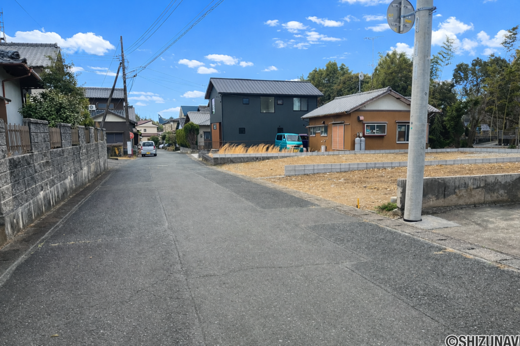 前面道路(北→南)