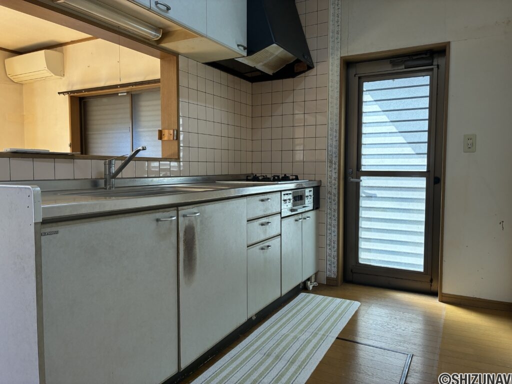 1階 キッチン1-①