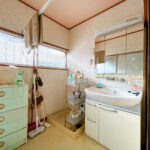 【洗面室】