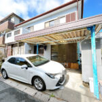 【外観】外壁塗装、瓦の漆喰補修、カーポート撤去、植栽剪定を行います。