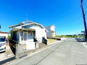 【リフォーム中/外観】（5/29撮影）別角度