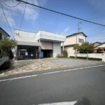 建物の外見のお写真です。ＡＩで車を削除してあります。