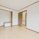 吉原【リフォーム済み・2階6帖洋室別角度】