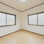 吉原【リフォーム済み・2階西側4.5帖洋室別角度】