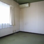 2階洋室（約6帖）