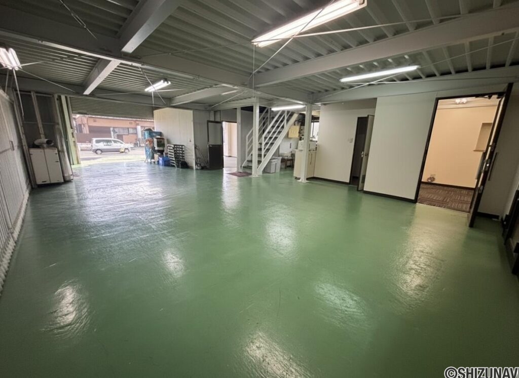 ロビーの別角度のお写真です。