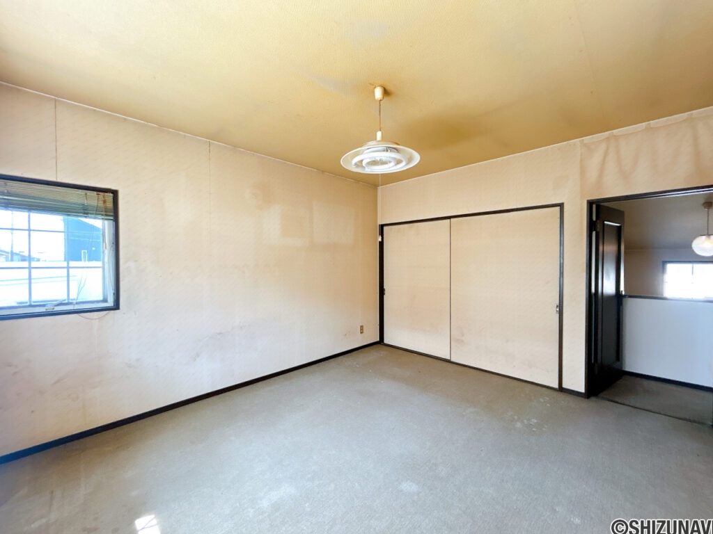 【2階7帖洋室】